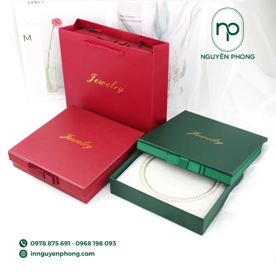 in-hop-dung-ngoc-trai-bat-mat